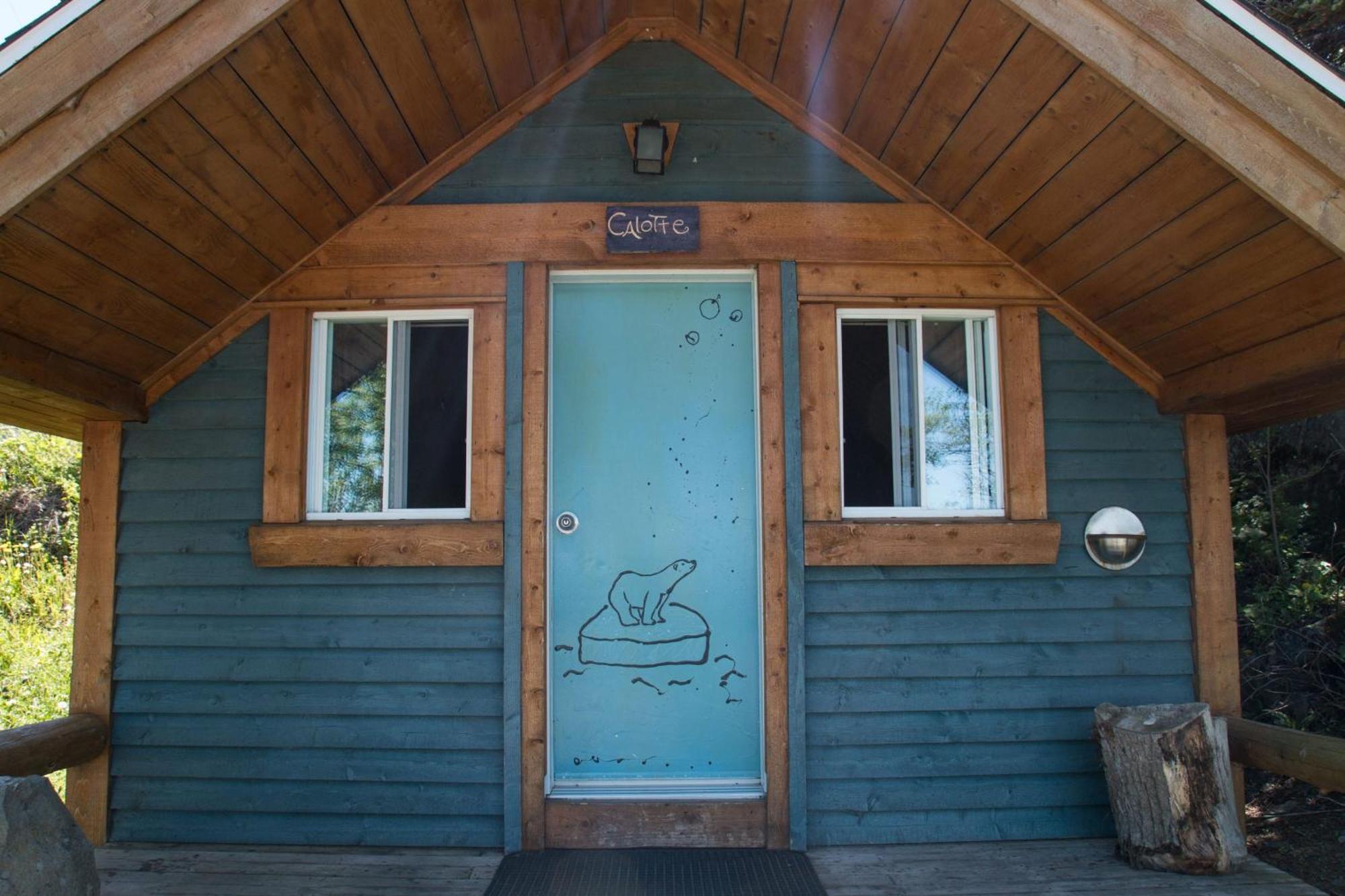 Auberge Festive Sea Shack Sainte Anne-des-Chênes Exterior foto
